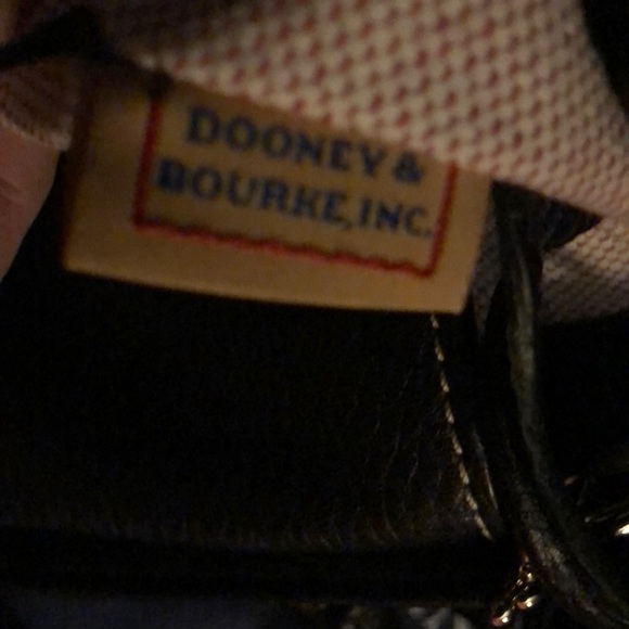 Dooney & Bourke Authentic Black Purse Like New - Picture 4 of 8